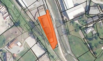 Zemljišče z objektom v industrijski coni Otiški Vrh, Dravograd